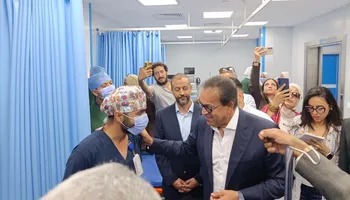 جانب من جولات وزير الصحة بمستشفى أورام المحافظة 