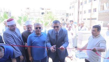 محافظ قنا يفتتح مسجد بقوص