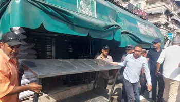 محافظة بورسعيد&hellip; إشغال الأرصفة يجبر المواطنين على السير في نهر الطريق ويعرض حياتهم للخطر