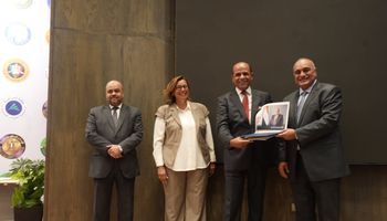 نائب وزير المالية 
