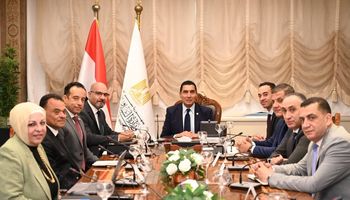 وزير الشباب والرياضة 