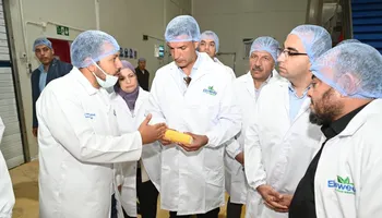 وزير الصناعة