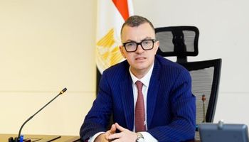  الدكتور أحمد رستم، وزير التخطيط 