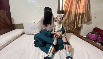  أُم تستغيث بالجابر للخواطر : "بنتي بتموت مني".. &laquo; فريدة&raquo; ابنَة الـ 6 سنوات يحاصرها الضمور وتهددها بيئة غير آمنه ببورسعيد