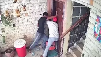 اقتحام شقة سيدة كينية في البساتين