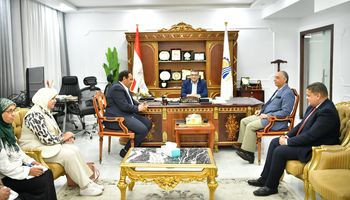 جانب من الاجتماع 
