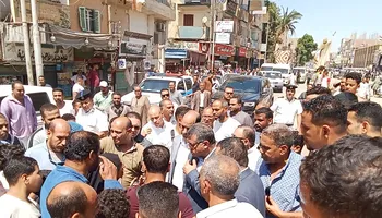 جولة محافظ قنا في أبوتشت 