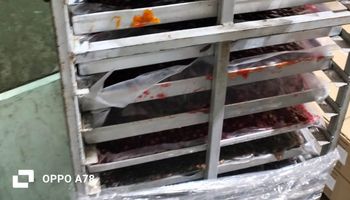 ضبط طن و٣٤ كيلو جرام حلوى المولد النبوي داخل مصنع غير مرخص بالمنطقة الصناعية ببورسعيد