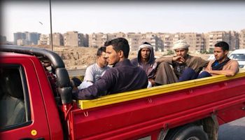 عربات نقل المواطنين 