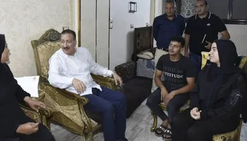 محافظ بورسعيد يصرف مساعدة مالية لأسرة &laquo;أبو عبده&raquo;   مع توفير فرصة عمل لأحد أبناء الراحل دعما للأسرة