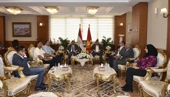 محافظ بورسعيد يلتقي أعضاء مجلسي النواب والشيوخ لبحث عدد من ملفات الإسكان بالمحافظة