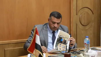 محافظ قنا يدرس خطة إنشاء سوق حضاري بدشنا
