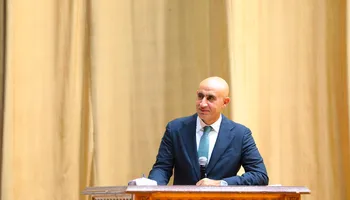 وزير التربية والتعليم 
