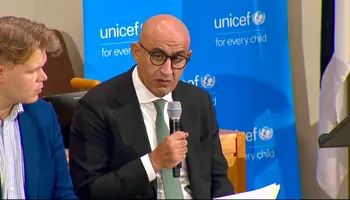 محمد عبد اللطيف وزير التربية والتعليم 