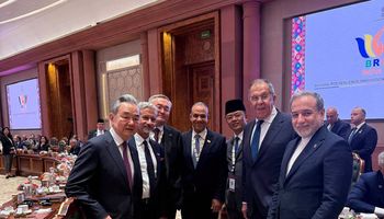 وزير الخارجية يبحث خفض التصعيد مع نظرائه في الصين وروسيا 