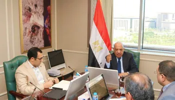  وزير الكهرباء والطاقة المتجددة