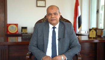 د. أحمد هريدي رئيس قطاع الحسابات والمديريات المالية