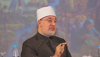 الدكتور نظير عياد