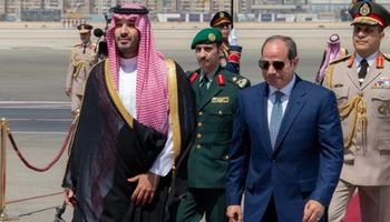 الرئيس السيسي يستقبل ولي العهد السعودي