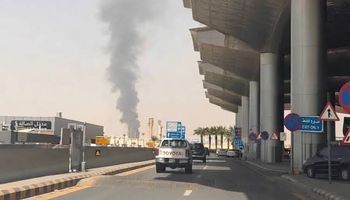 تصاعد دخان قرب مطار الرياض