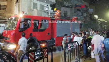 جانب من انهيار العقار