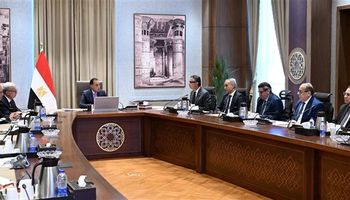 اجتماع رئيس الوزراء 