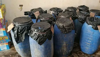 ضبط مخللات فاسدة بمطروح