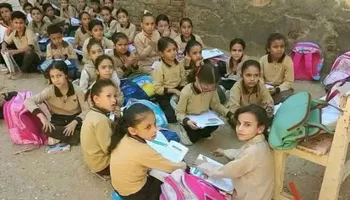 طلاب المدرسة