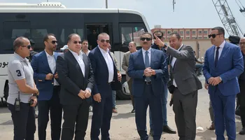 محافظ بورسعيد ورئيس &laquo;التنمية الحضرية&raquo; يناقشان توفير 1700 وحدة سكنية بديلة وتطوير المناطق غير الآمنة