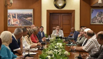 محافظ بورسعيد يُعلن الطوارئ لاستقبال العام الدراسي الجديد: بيئة تعليمية آمنة وتطوير شامل للمدارس
