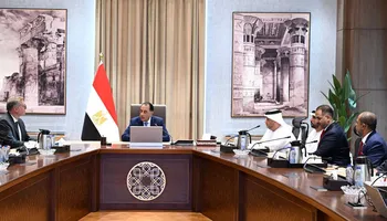 مدبولي ومسئولي الفجيرة