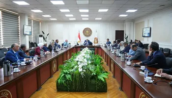وزير العمل يترأس اجتماع صندوق العمالة غير المنتظمة