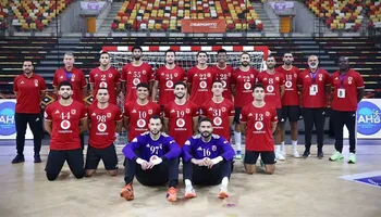 يد الأهلي 