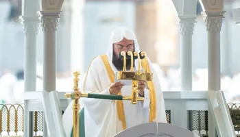 خطيب المسجد الحرام