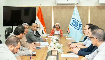 اللقاء 