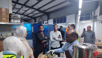. تحرك رقابي عاجل عقب الاشتباه في 24 حالة تسمم غذائي بعد تناول وجبة كشري داخل أحد المصانع 