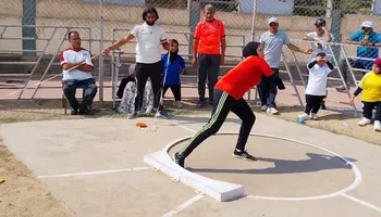أبطال الإرادة والتحدي