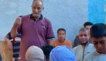 الأخصائي الاجتماعي 