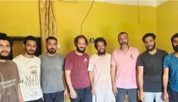  الإفراج عن بحارة مصريين 