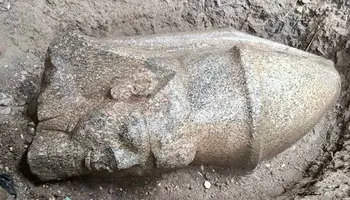 الحجارة بقرية بهبيت 