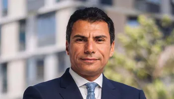 ايمن عامر