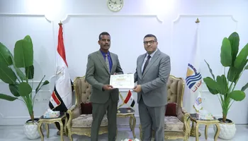 تكريما لجهوده تكريم مدير الزراعة بقنا