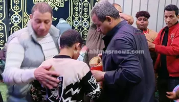 توزيع الشربات على زوار مولد الدسوقي 