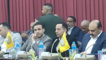 رجال الأعمال  