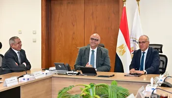 المهندس أيمن عطية والدكتور هاني سويلم 