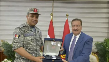 محافظ بورسعيد يلتقي مدير مركز البحث والإنقاذ بوزارة الدفاع 