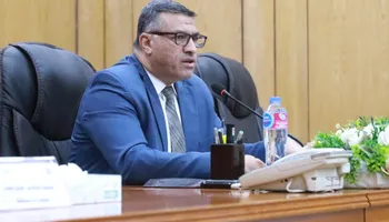محافظ قنا