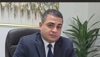 محامي المريض ووالدته