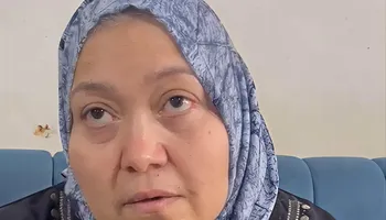والدة المحامي 
