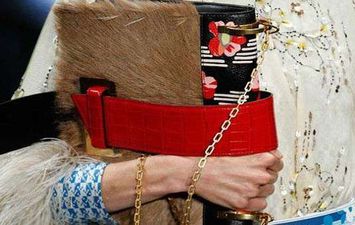 إليكي أحدث ماركات الشنط العالمية